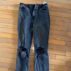 Like new Abercrombie & Fitch Ankle Straight Jeans